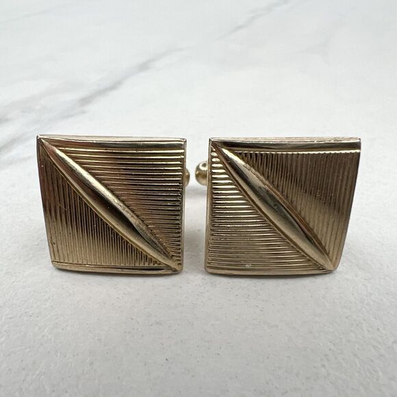 Gold Tone Vintage Textured Square Cufflinks - Picture 1 of 5
